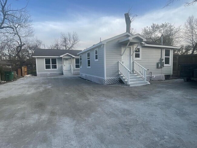 Foto del edificio - 3402 Chickering St