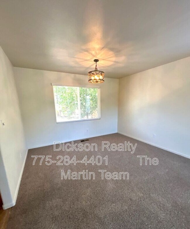 Foto del edificio - 5153 Lorenzo Ln