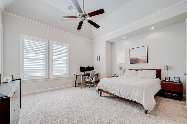 Foto del edificio - 2524 Sherwin St