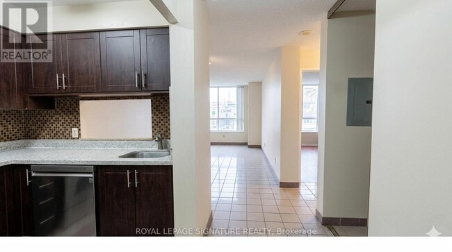 Building Photo - 2470 Eglinton Ave W