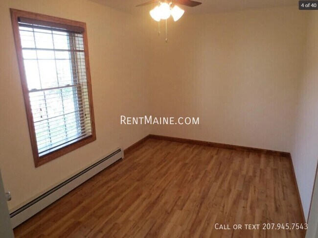 Building Photo - 208 Western Ave