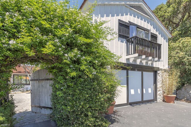 Foto del edificio - 4 br, 4 bath House - 3826 Hacienda on the ...