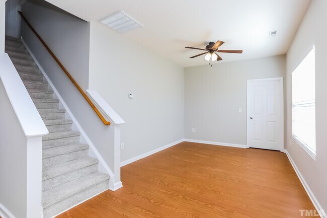 Building Photo - 3307 Genlee Dr