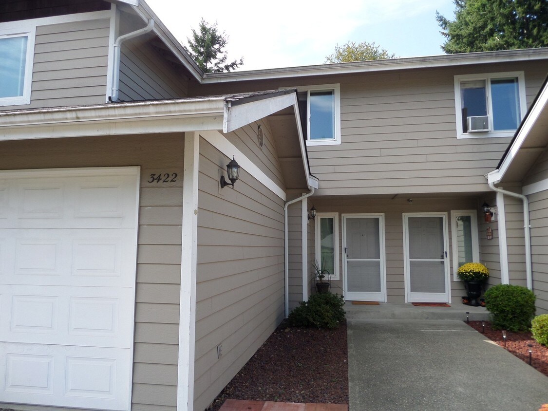 Foto principal - 3422 Morrison Rd W