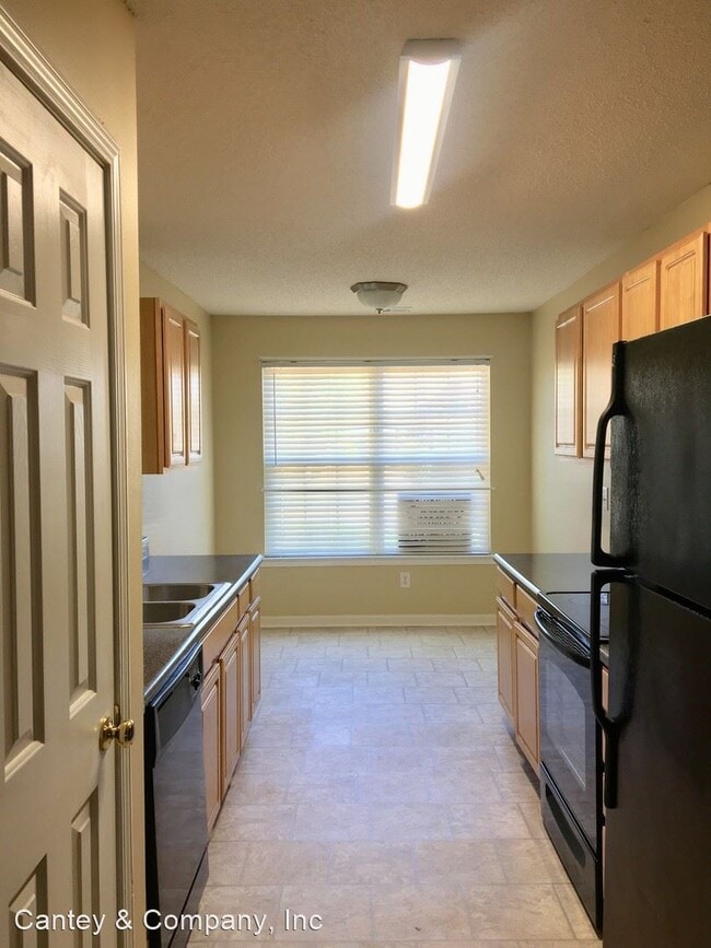 Building Photo - 2 br, 2 bath House - 310 Summit Townes Way