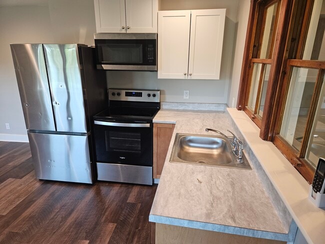 Building Photo - 269 Rexmont Rd