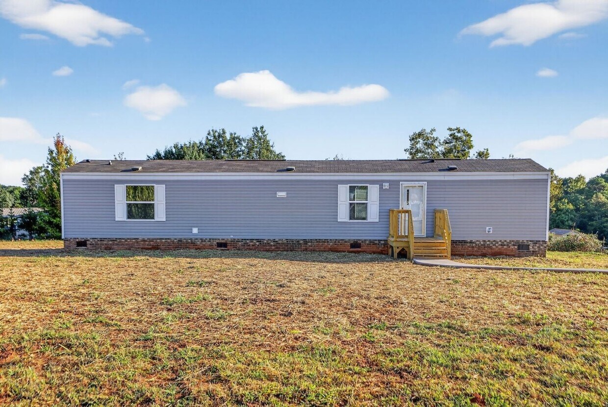 Primary Photo - 181 Nolan Rd