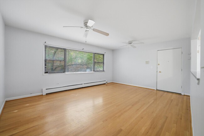 Foto del edificio - 503 Sheridan Rd