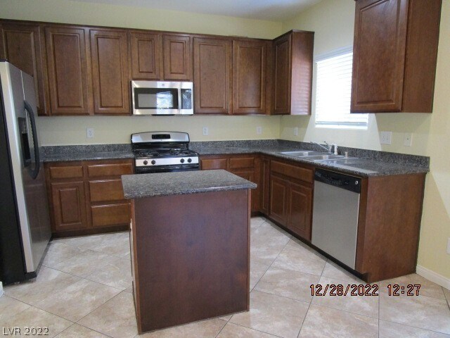 Building Photo - 6743 Moreno Valley St