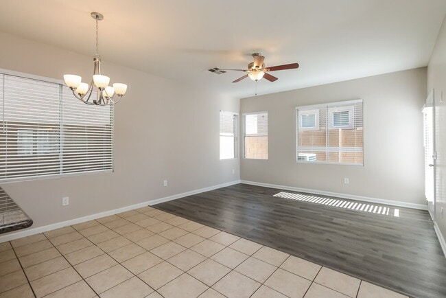 Foto del edificio - 7233 S 40th Ave