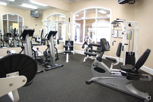 Fitness Center - Eagle Harbor Apartments