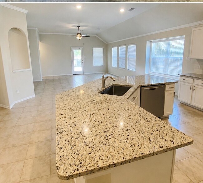 Building Photo - 5002 Naples Grove Ln