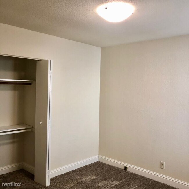 Foto del edificio - 4608 Deercreek Ln