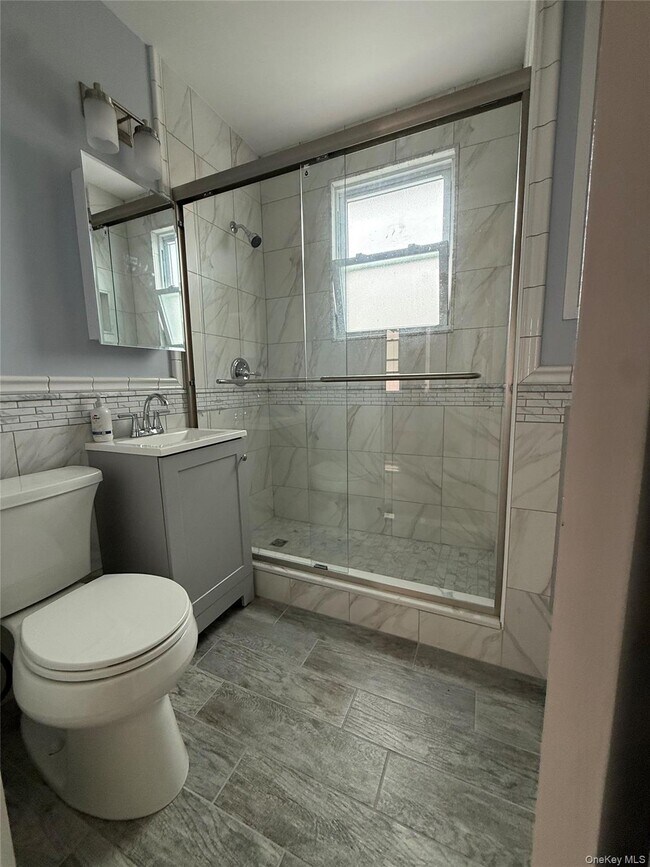 Foto del edificio - 46 Dunston Ave