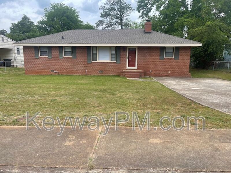 Foto principal - 133 Belair Rd