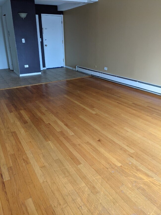 Building Photo - 5215 Galitz St