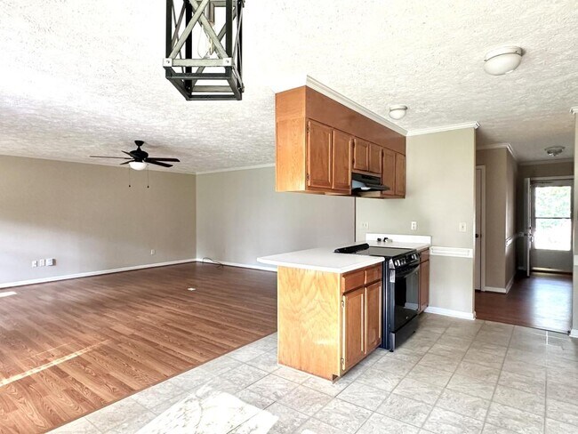 Foto del edificio - 5613 Kingstree Dr