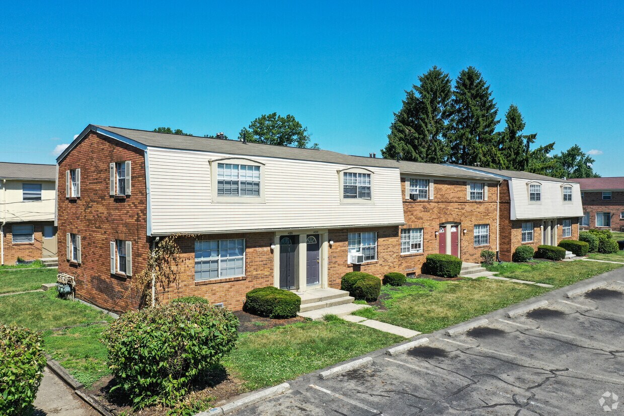Napa Townhomes 1789 Elaine Rd Columbus, OH