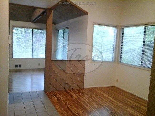 Building Photo - 4468 Fox Hollow Rd