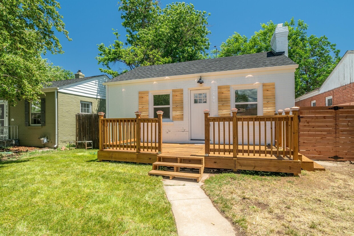 Photo - 2160 S Logan St (Denver, CO)