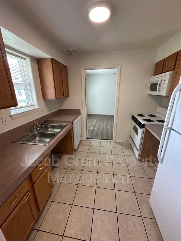 Foto del edificio - 1378 Curlew Dr