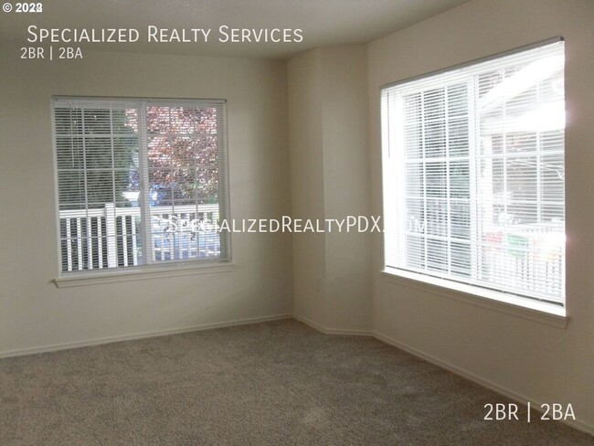 Foto del edificio - 11865 SE Pine St