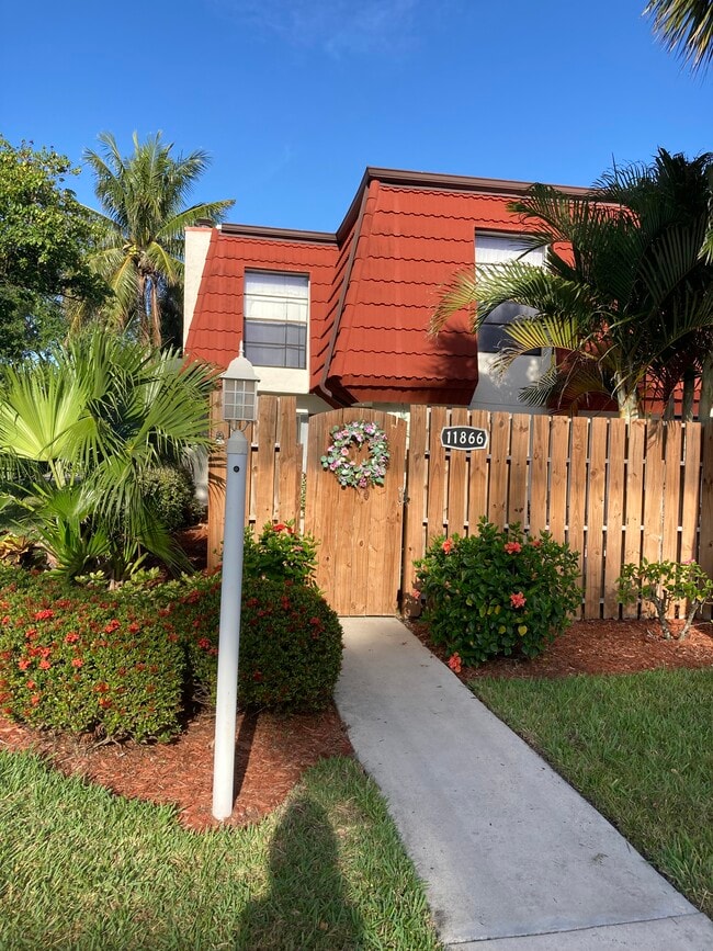 Foto del edificio - 11866 Quail Run Dr