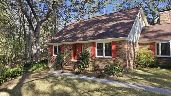 Foto del edificio - 602 Middlebrooks Cir