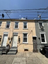 Building Photo - 510 Woodward St Building Photo - 510 Woodward St