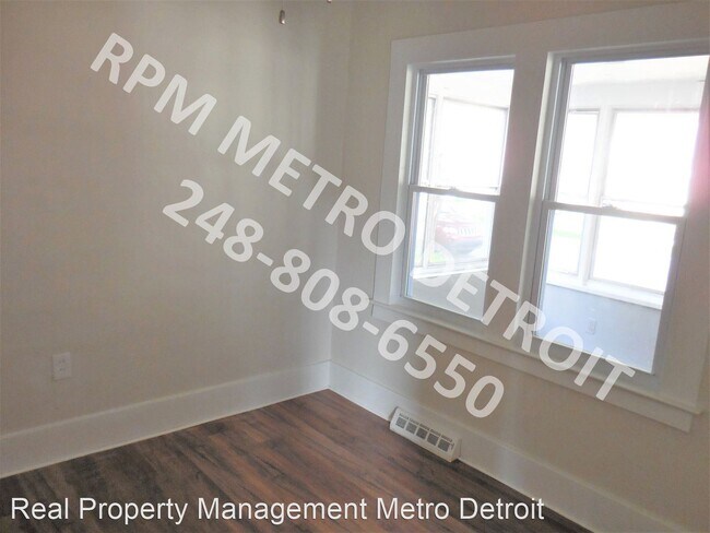 Building Photo - 2 br, 1 bath House - 28073 Maple St