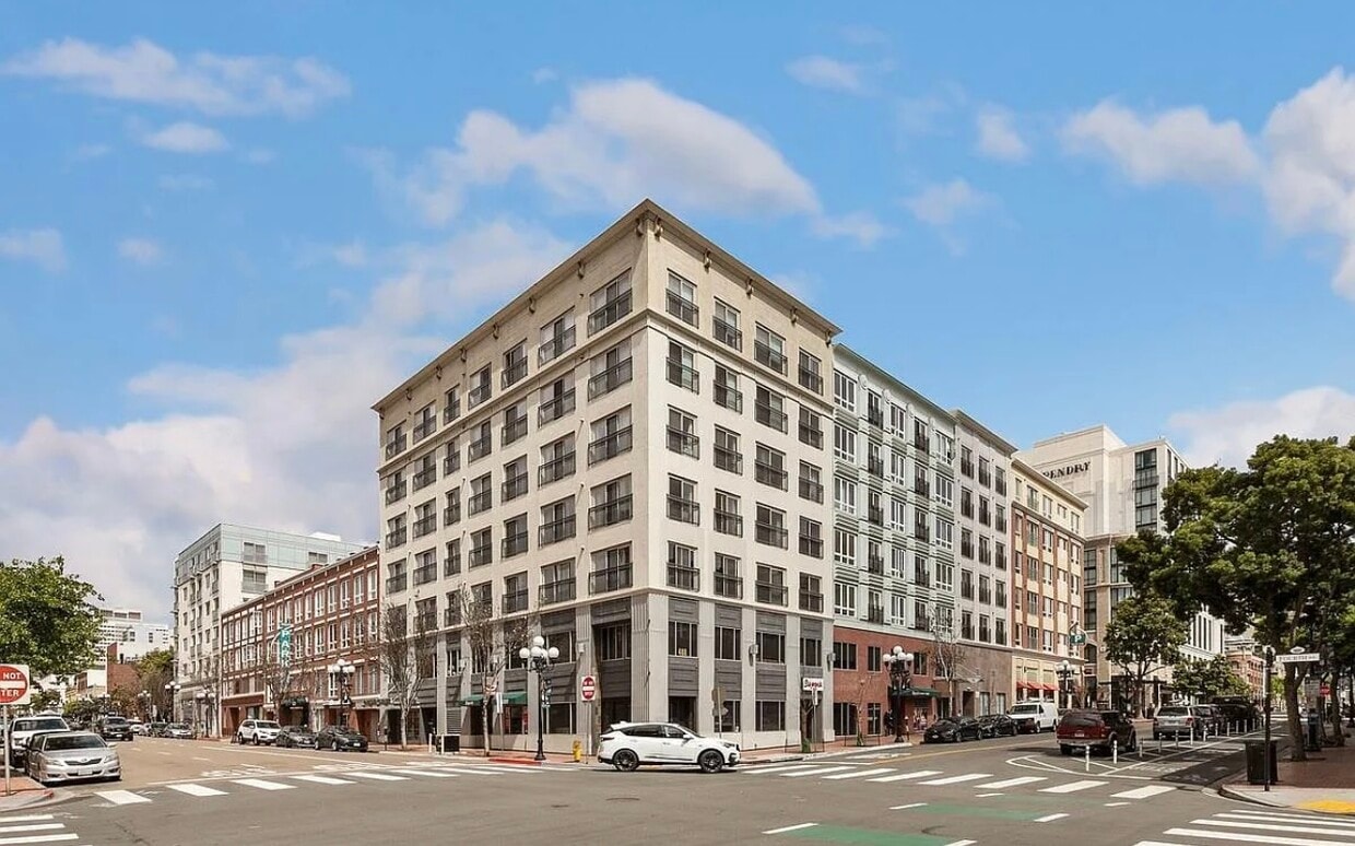Exterior building - 450 J St