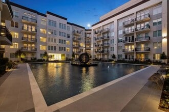 Building Photo - 1317 Post Oak Park Dr