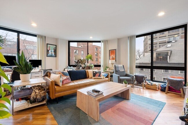 Foto del edificio - 146 Commercial St