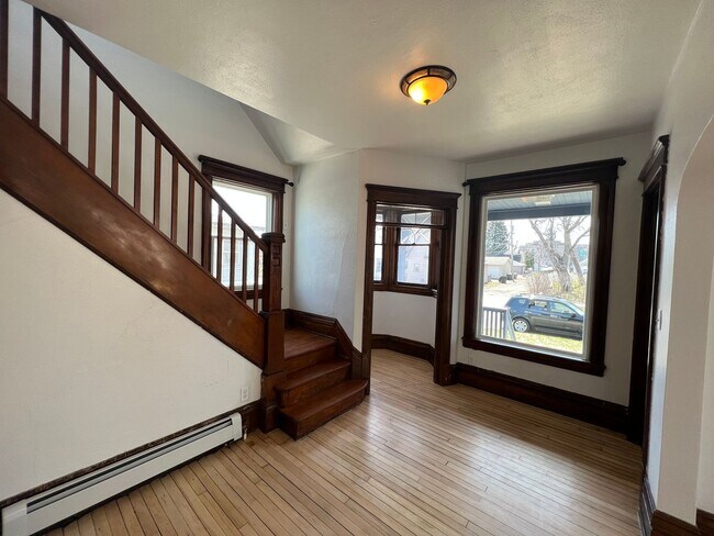 Foto del edificio - AVAILABLE JUNE - 4 Bed 1.5 Bath Home in Superior