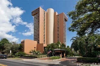 Building Photo - 5333 Likini St