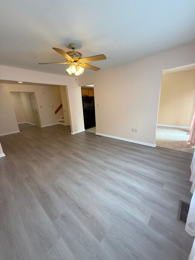 Photo - 112 Galway Cir (Chalfont, PA) Townhome