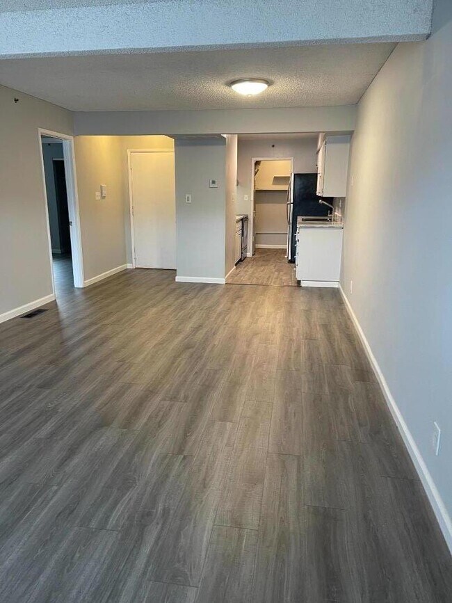 Foto del edificio - 3862 Radburn Dr