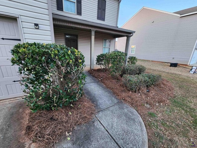 Building Photo - 223 Flowing Meadows Dr