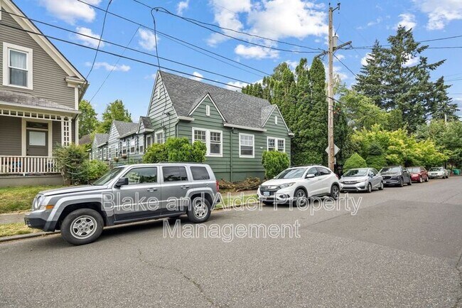 Foto del edificio - 3622 SE Harrison St