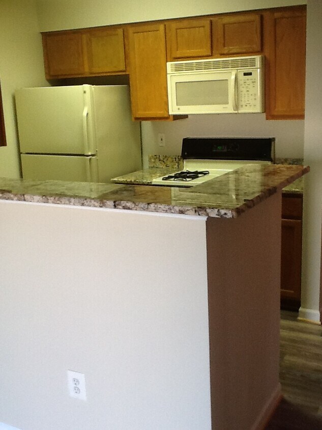 Cocina - 8911 Town Center Cir