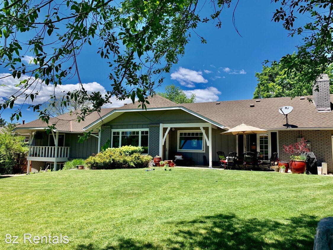 Foto principal - 4 br, 3 bath House - 6942 Roaring Fork Trail