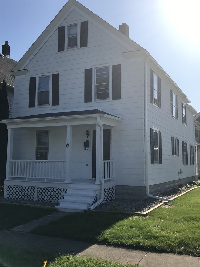 17 Walcott St, New York Mills, NY 13417 House Rental in New York