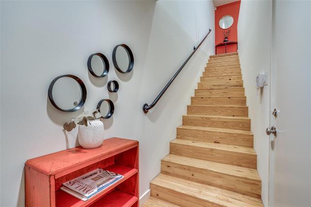 Building Photo - 4241 Buena Vista St