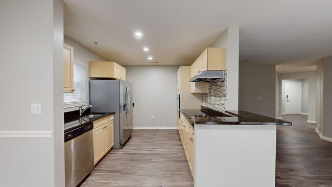 Interior Photo - Inwood West