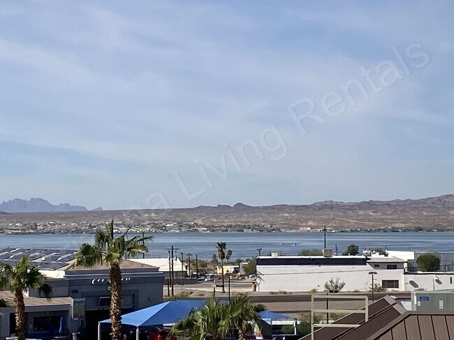 Foto del edificio - 1720 Bahama Ave