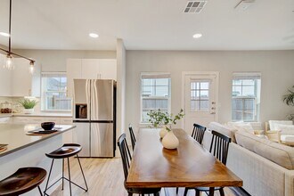 Building Photo - 28325 Birnham Woods Dr