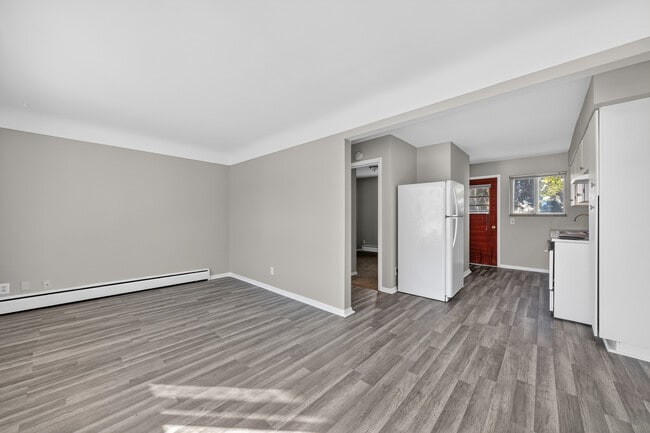 Building Photo - 23 W Burdick St