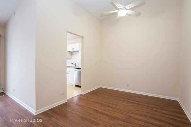 Building Photo - 321 Pembroke Ct