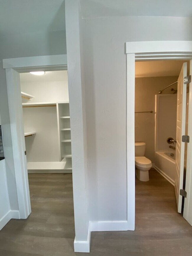 Foto del edificio - TALLEY ADDITION