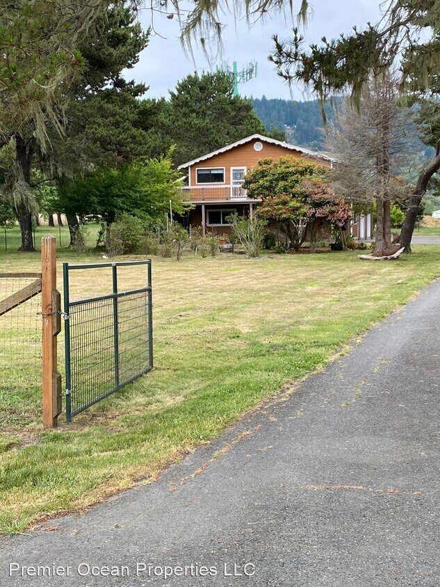 Primary Photo - 3 br, 2 bath House - 15699 Goshen Ln.